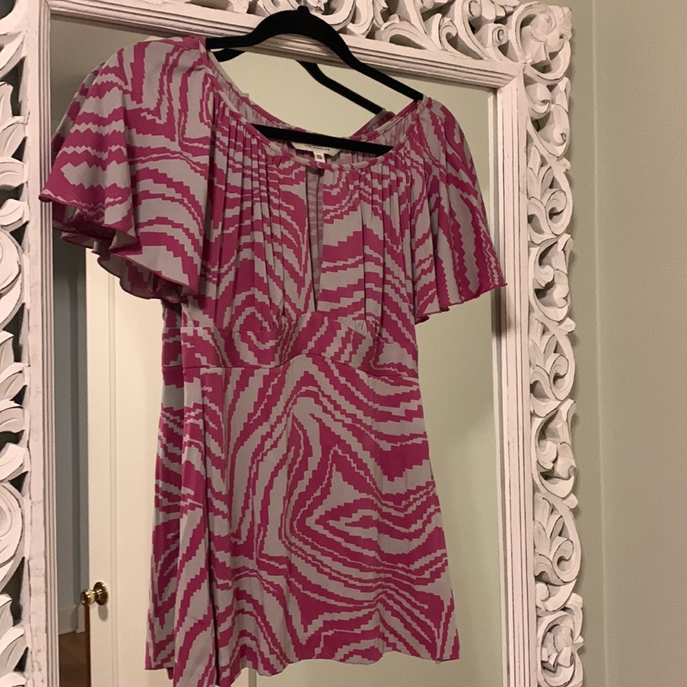 Trina Turk short sleeve blouse